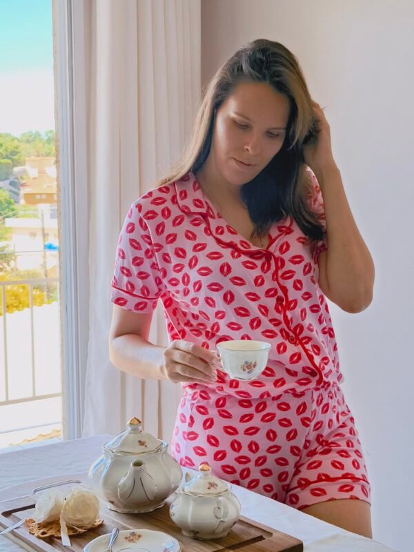 Pijama americano com shorts - Beijinho